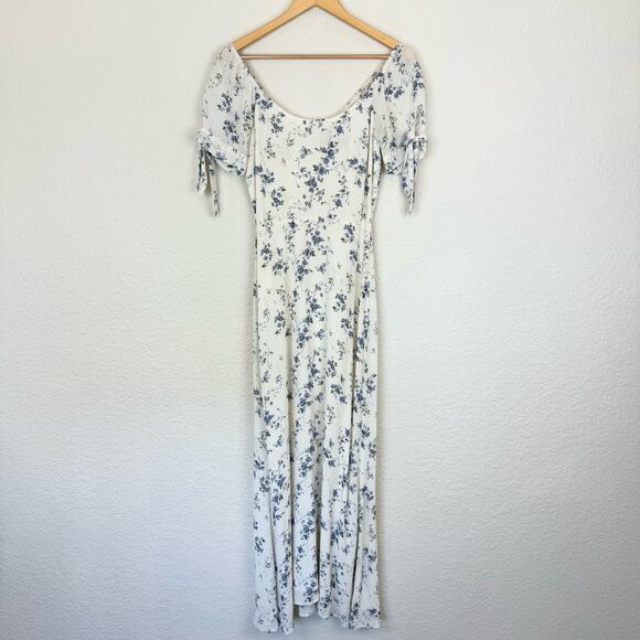 Reformation Meredith Maxi Dress in White Blue Floral Madeline Print - Picture 3 of 12